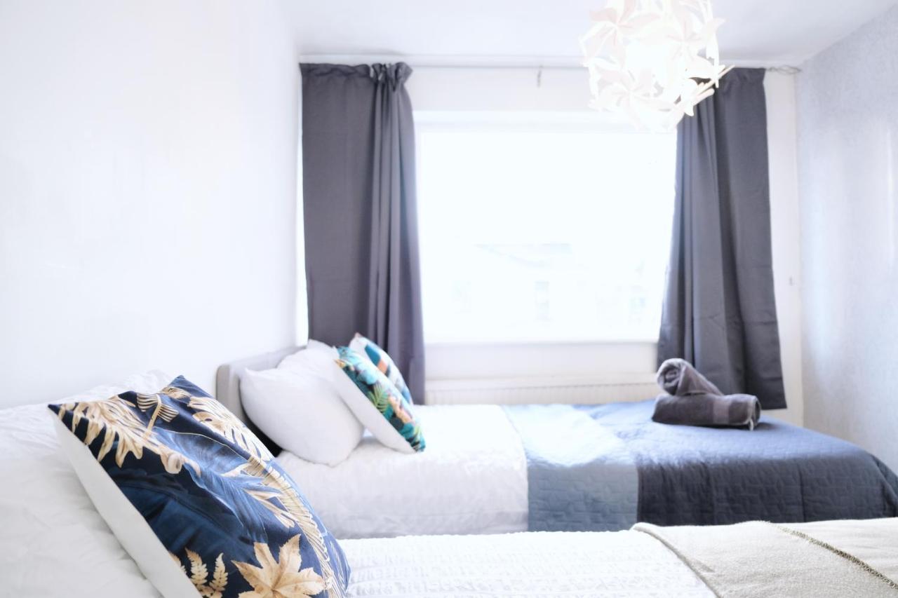 Bee Stays - Maliston House Great Sankey Екстериор снимка